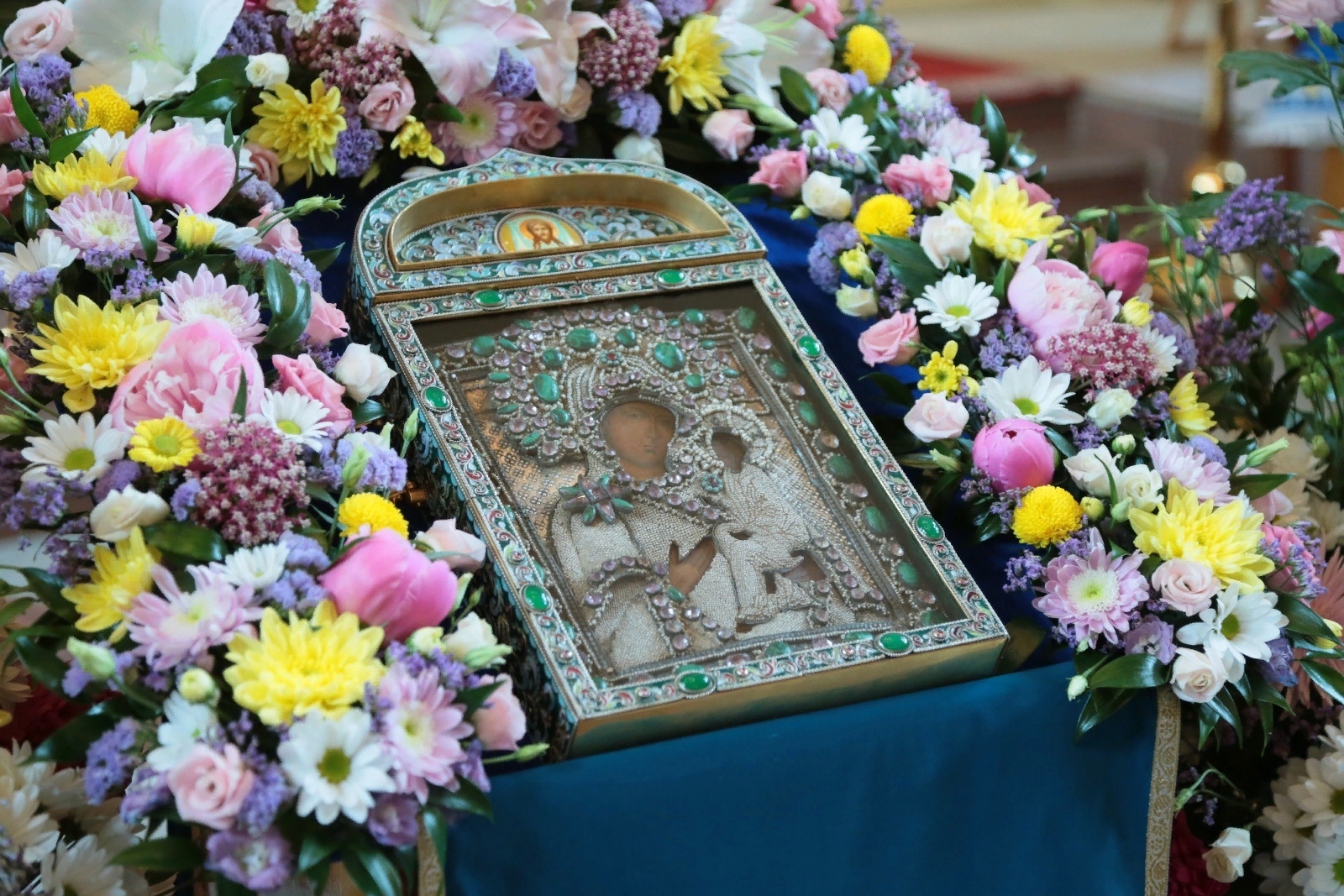 Богоматерь югская