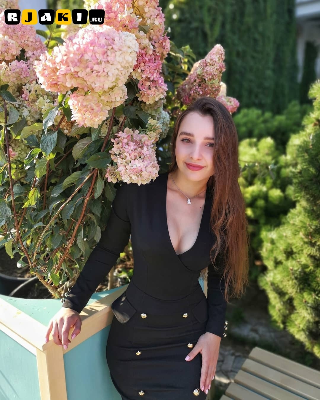 Lady instagram. Elena Deligioz Dress. Elena Deligioz Dress слив. Олена Делигиоз (@Elena_Deligioz_Official) * fotos y Vídeos de Instagram en 2020. Инстаграм Елена persona.